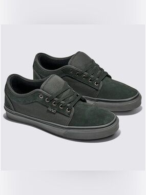 Vans Skate Chukka Low in Charcoal / Grey NEW WITH TAGS BUT NO BOX